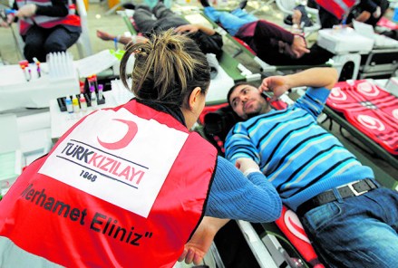 Halkalı'da '2011 Evrensel Aşure Matem Merasimi' düzenlendi